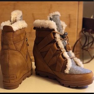 SOREL Joan of Arctic Leather Wedge Boot